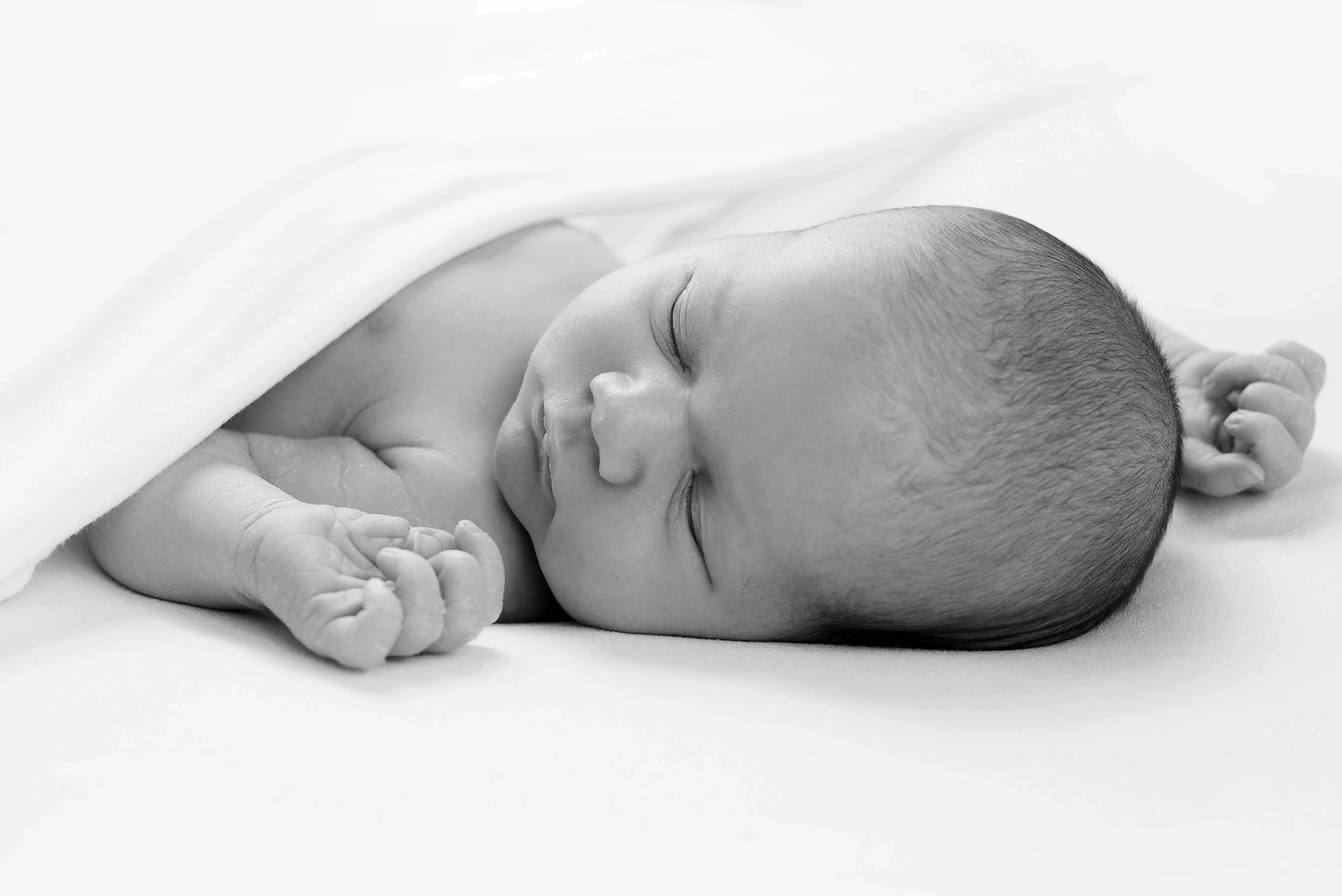 Happix-fotograaf-Susanne-Newborn-_-Baby-fotografie-017_HD6F0yiou.jpg