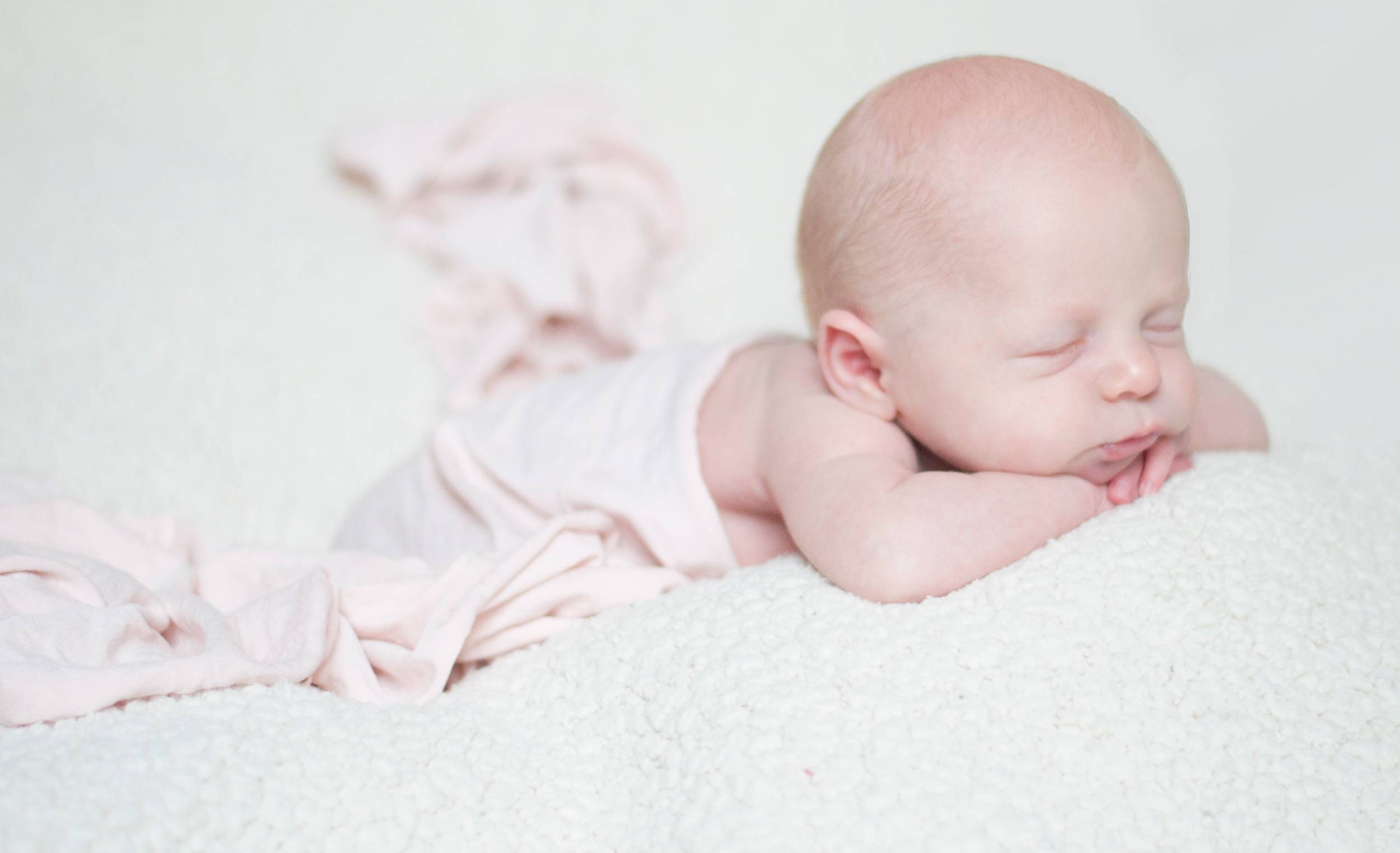 Happix-fotograaf-Rianne-Newborn-_-Baby-fotografie-001_3_2ycQlFZ.jpg